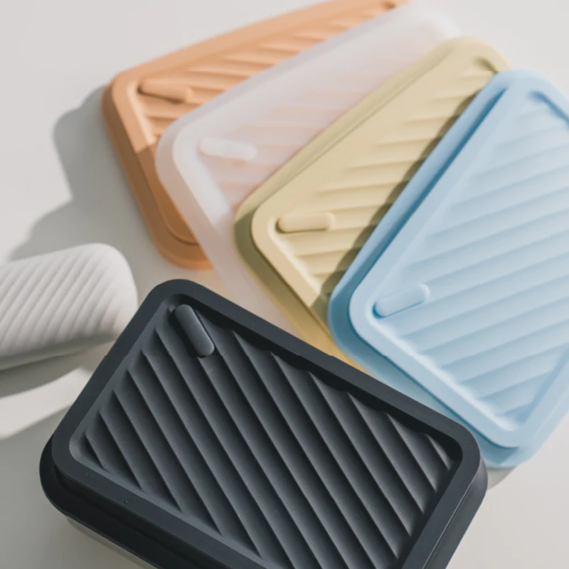 Double Box retractable silicone top cover